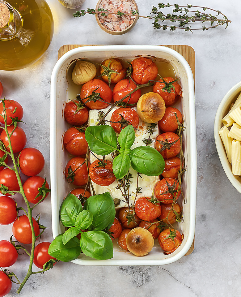 Baked Feta Pasta with Roasted Tomatoes