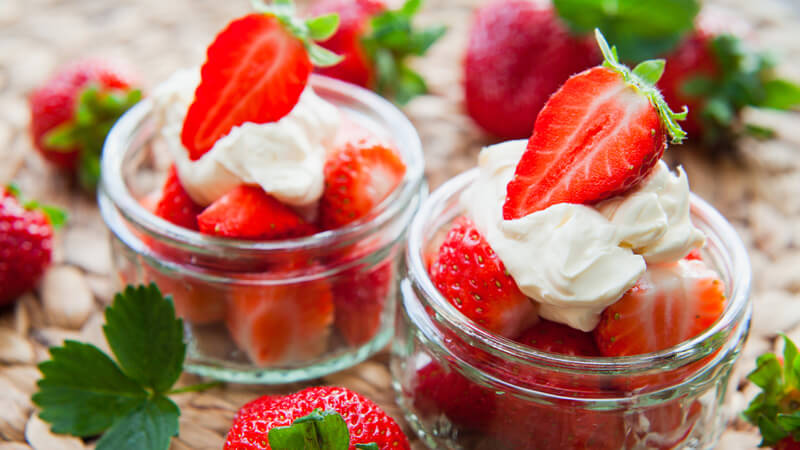 berries and cream